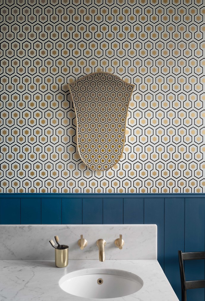 Creative Powder room Wallpaper Ideas to Refresh your space